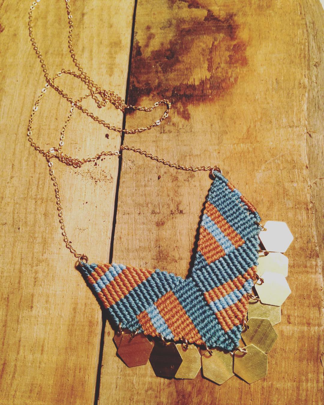 New!! Boho Halskette mit goldenen Hexagonen #joymade #boho #necklace